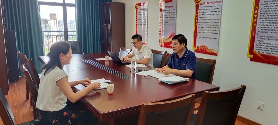 驻球盟会体育集团纪检监察组开展谈心谈话活动